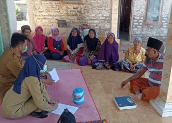 FOTO: Puskesmas Gayam, saat melakukan Investigasi Kontak (IK) terhadap pasien TB aktif untuk pencegahan penularan penyakit tersebut.
